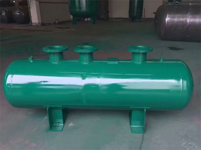 1679991473376569.jpeg 资兴资兴资兴蒸汽分气缸1.jpeg